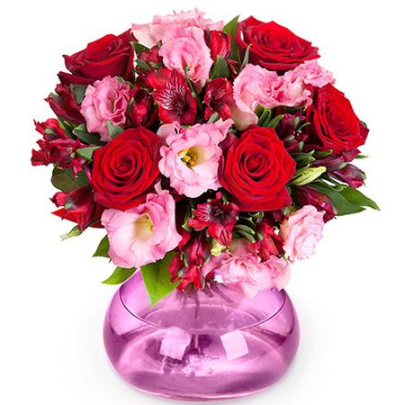 Букет с розами альстромерией и эустомой «Румяшка»